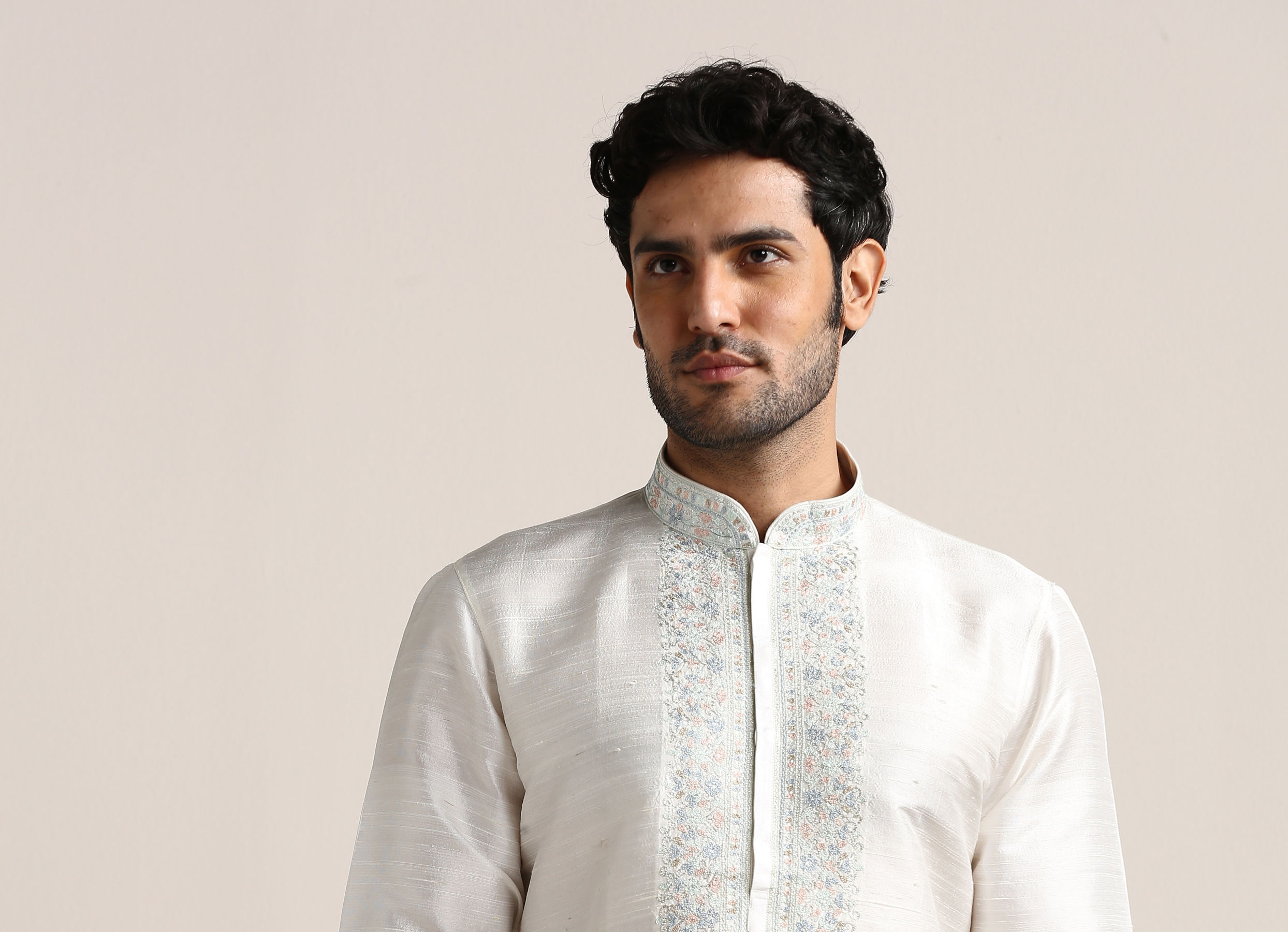 Twamev Men Pure White Embroidered Neck Kurta Set