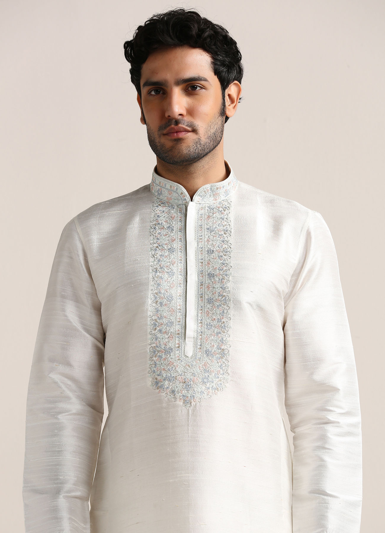 Twamev Men Pure White Embroidered Neck Kurta Set