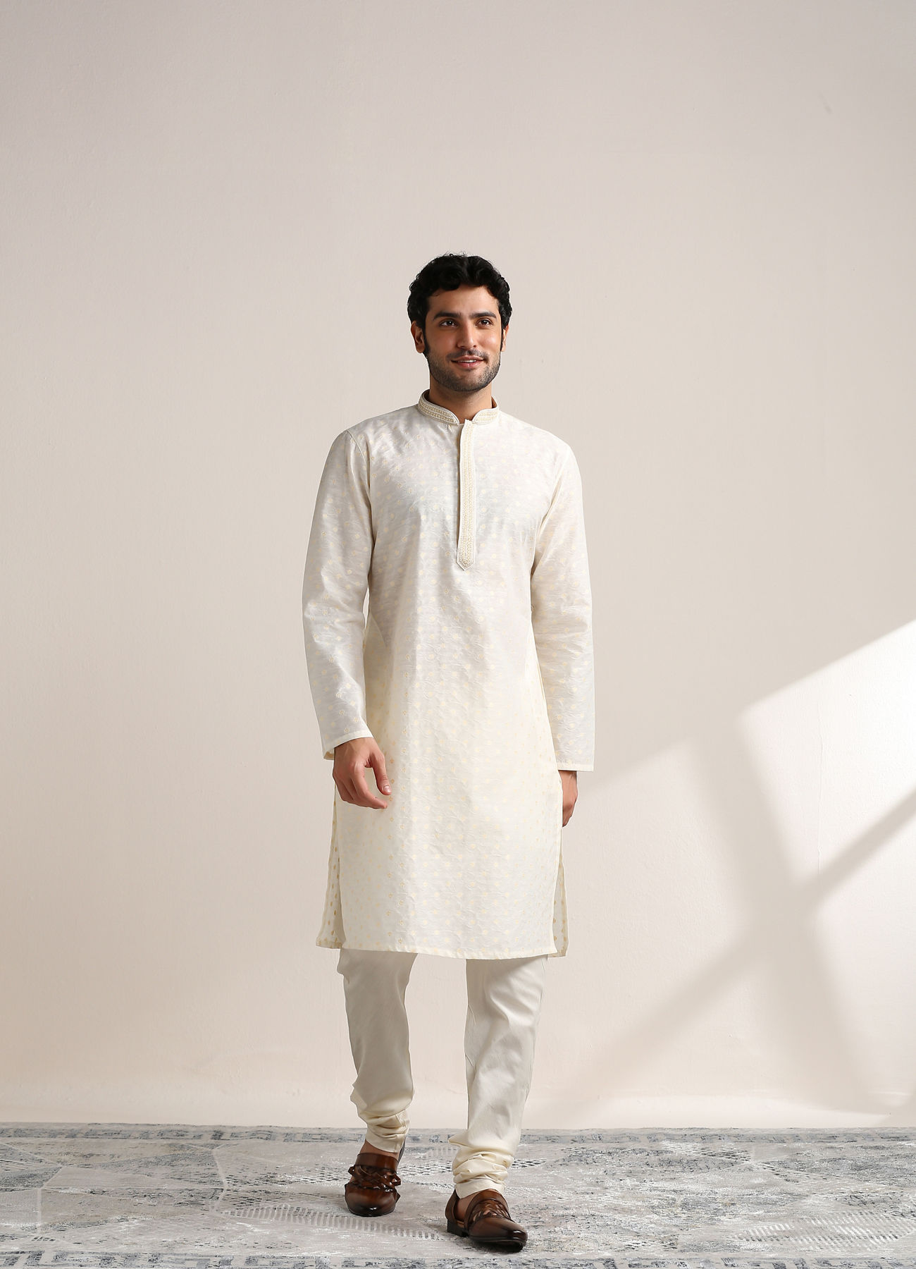Twamev Men Cannoli Cream Jacquard Patterned Kurta Set