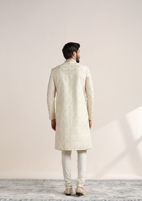 Twamev Men Pristine White Patterned Sherwani
