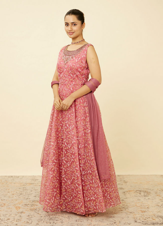 alt message - Mohey Women Shell Pink Botanical Patterned Gown image number 3