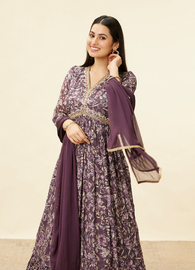 alt message - Mohey Women Jamun Purple Floral Print Long Suit image number 1