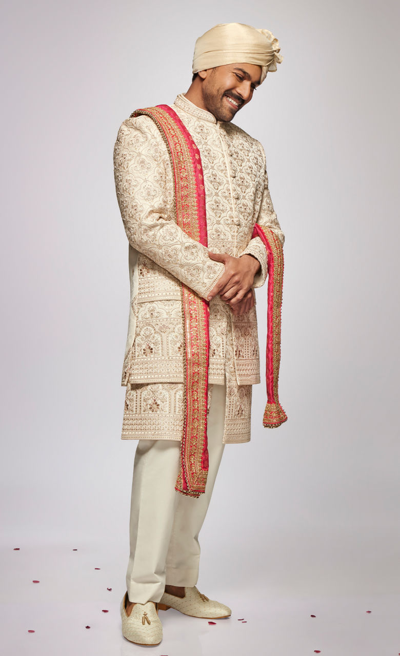 Manyavar wedding best sale kurta pajama