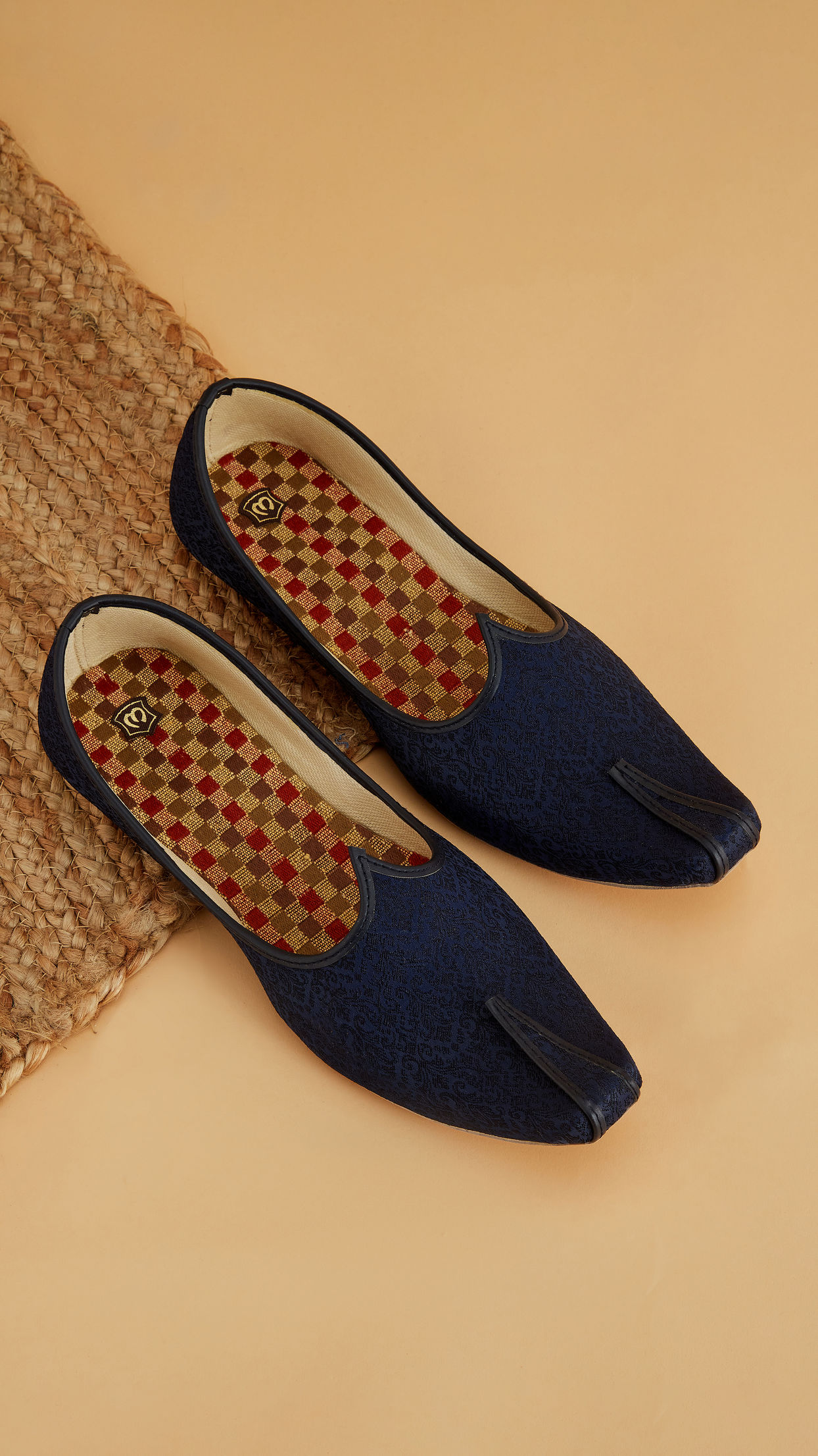 Manyavar Men Blue Jooti