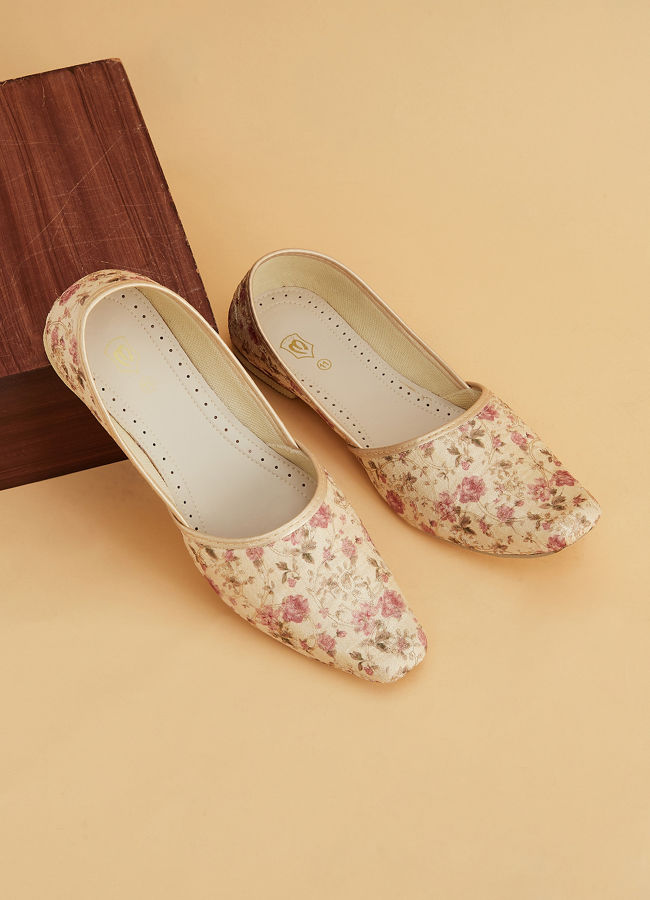Manyavar Men Floral Printed Biscuit Jooti