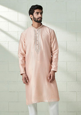 alt message - Twamev Men Peony Pink Mirror Work Kurta Set image number 1