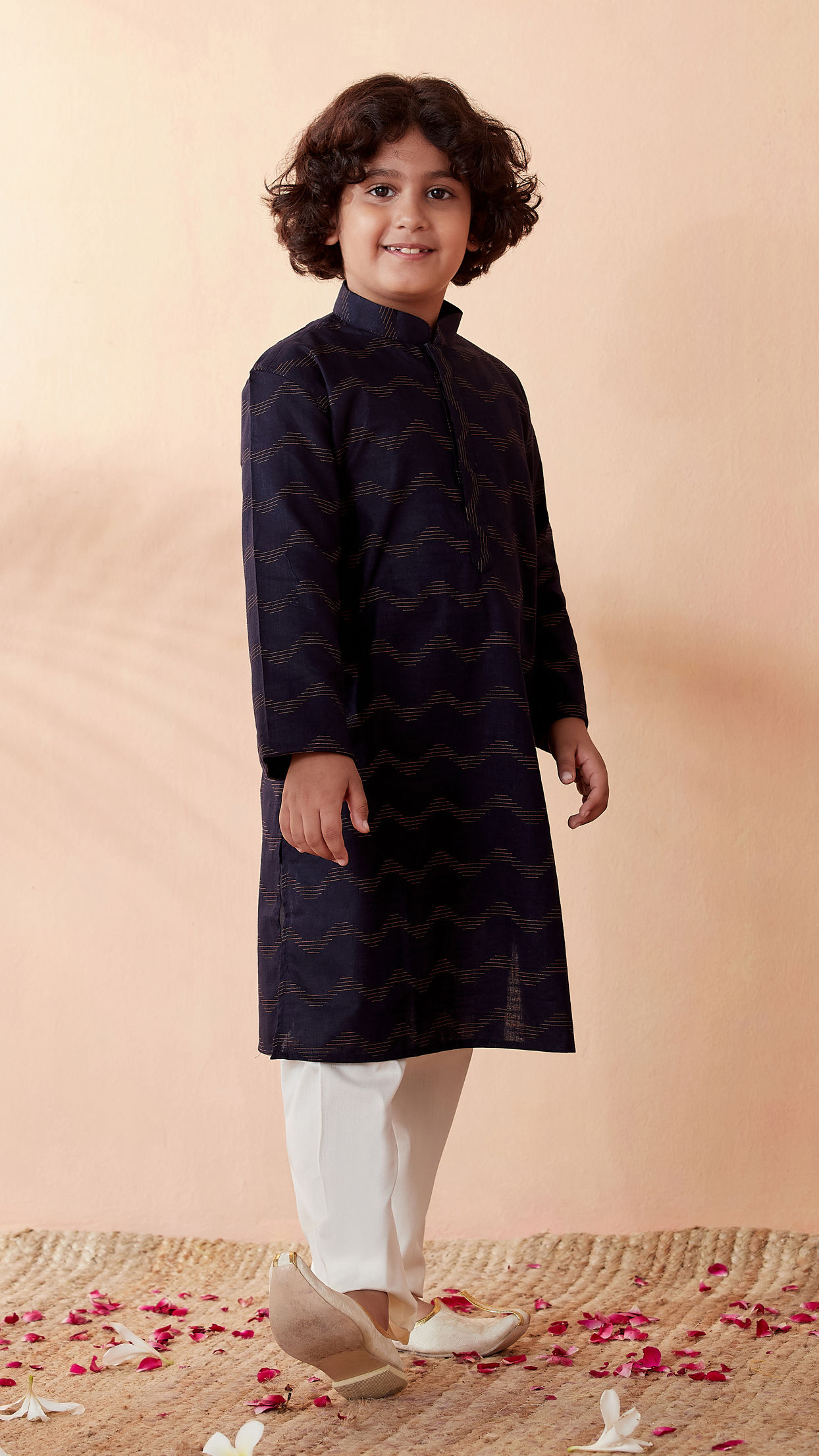 Boys Dark Blue Printed Kurta Set image number 0
