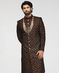 Manyavar Men Maroon Velvet Embroidered Sherwani