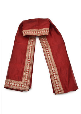 Manyavar Men Bright Maroon Dupatta image number 0