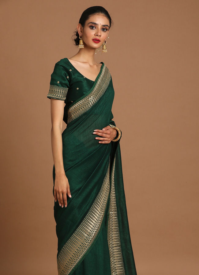 alt message - Mohey Women Bodacious Bottle Green Saree image number 3