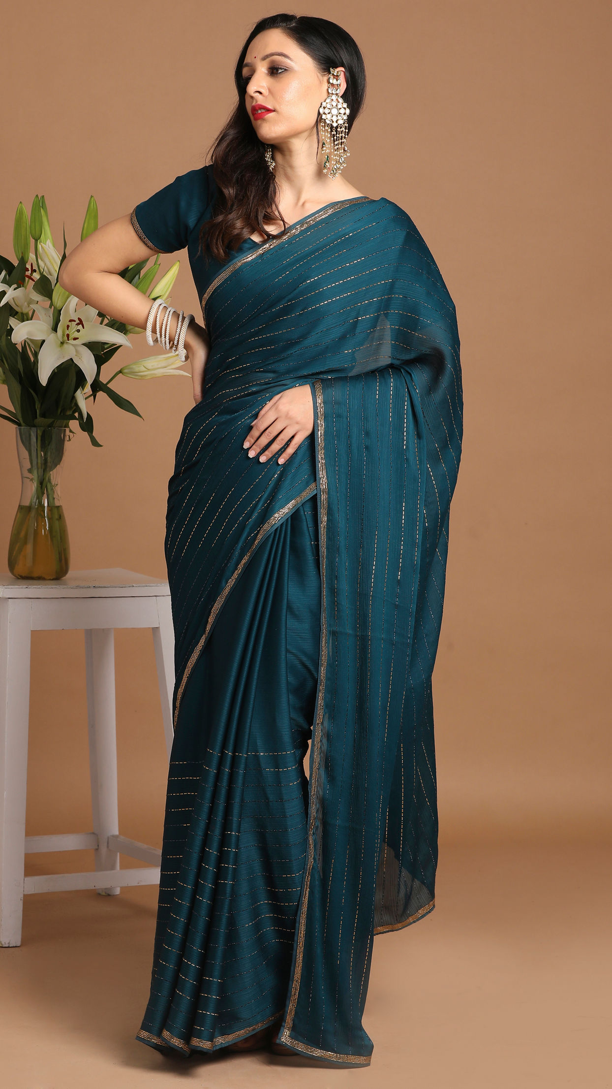 alt message - Mohey Women Ravishing Blue Saree image number 0