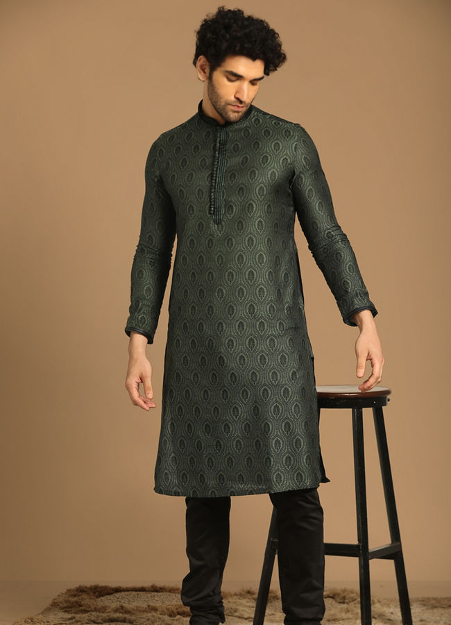 alt message - Manyavar Men Dapper Light Green Kurta Set image number 1