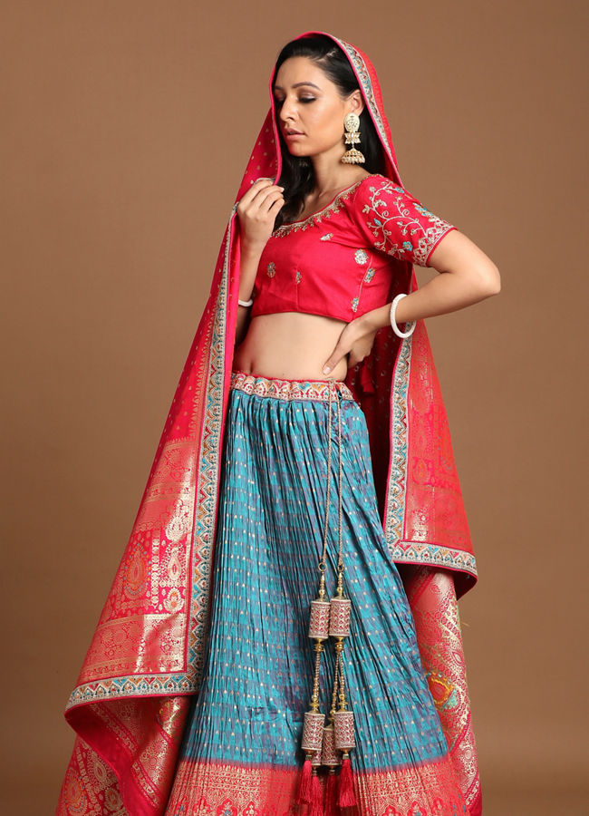 Mohey Women Elegant Blue Benarasi Lehenga