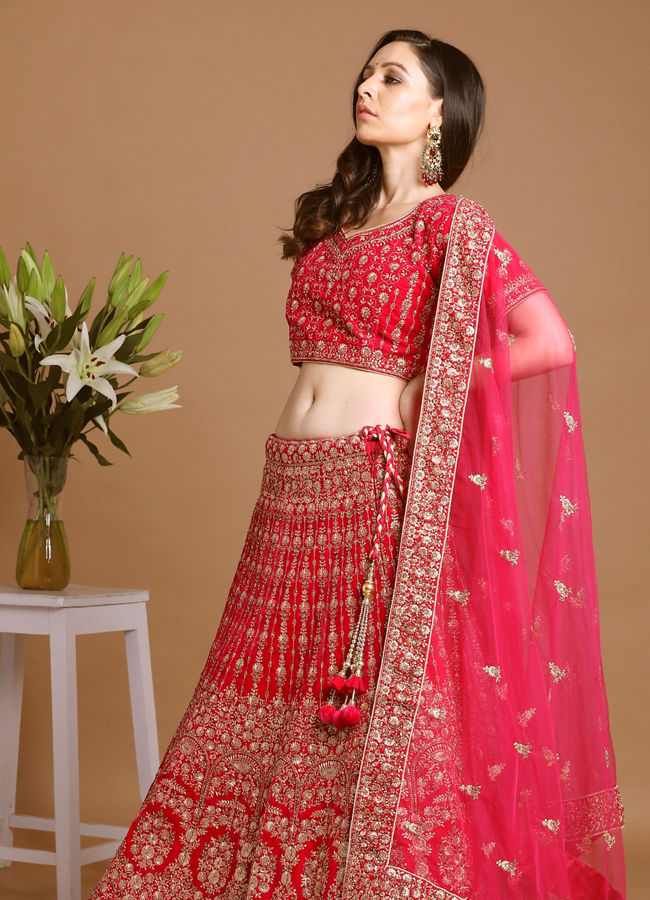 alt message - Mohey Women Traditional Rani Lehenga image number 2