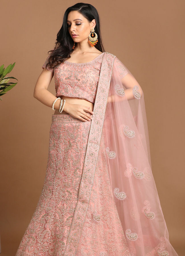 alt message - Mohey Women Playful Pink Lehenga image number 0