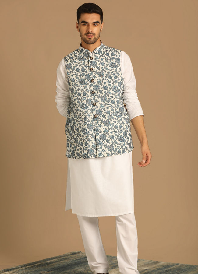 alt message - Manyavar Men Fashionable Light Hued Jacket image number 1