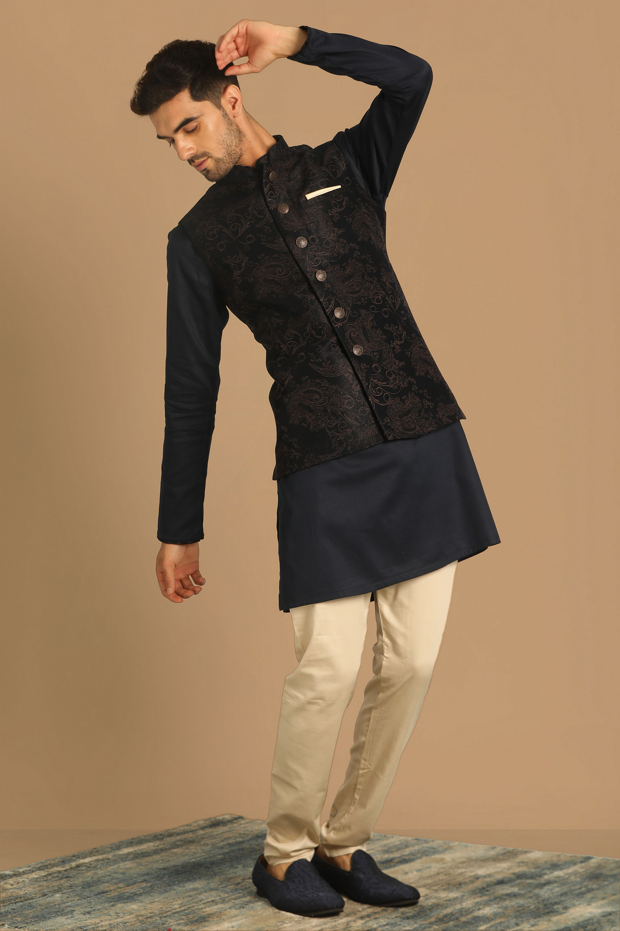 Manyavar Men Short Fit Blue Kurta Jacket Set