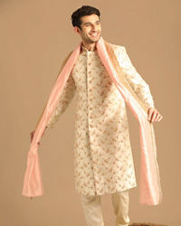 Manyavar Men Charismatic Fawn And Pink Sherwani