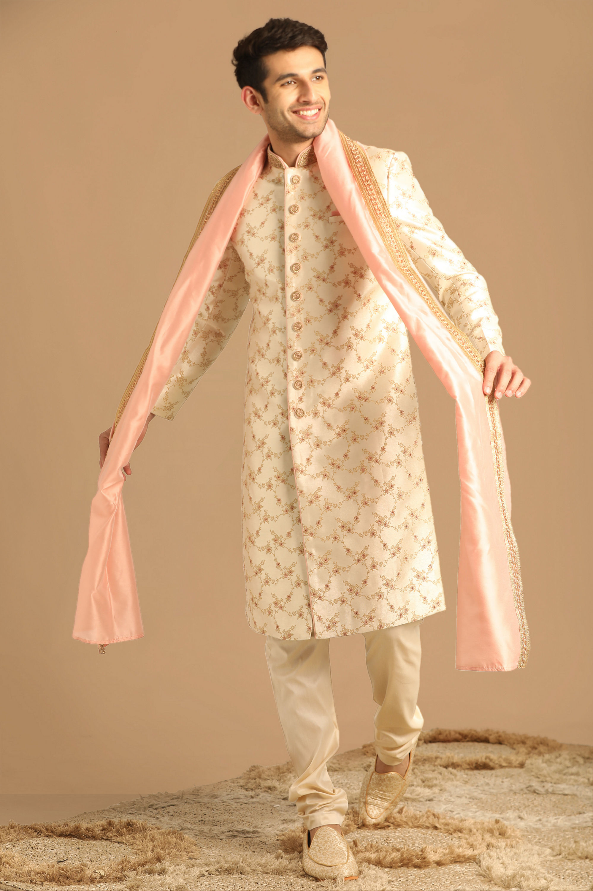 Manyavar Men Charismatic Fawn And Pink Sherwani