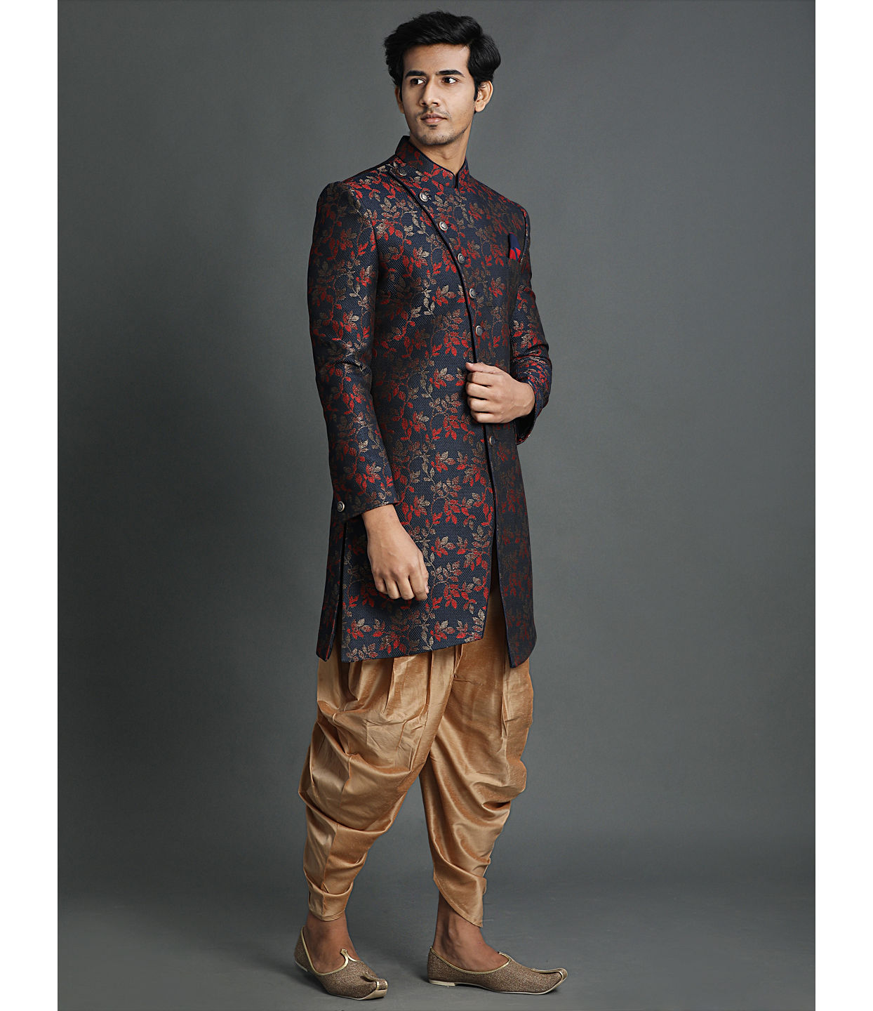 alt message - Manyavar Men Traditional Indo-Western image number 0