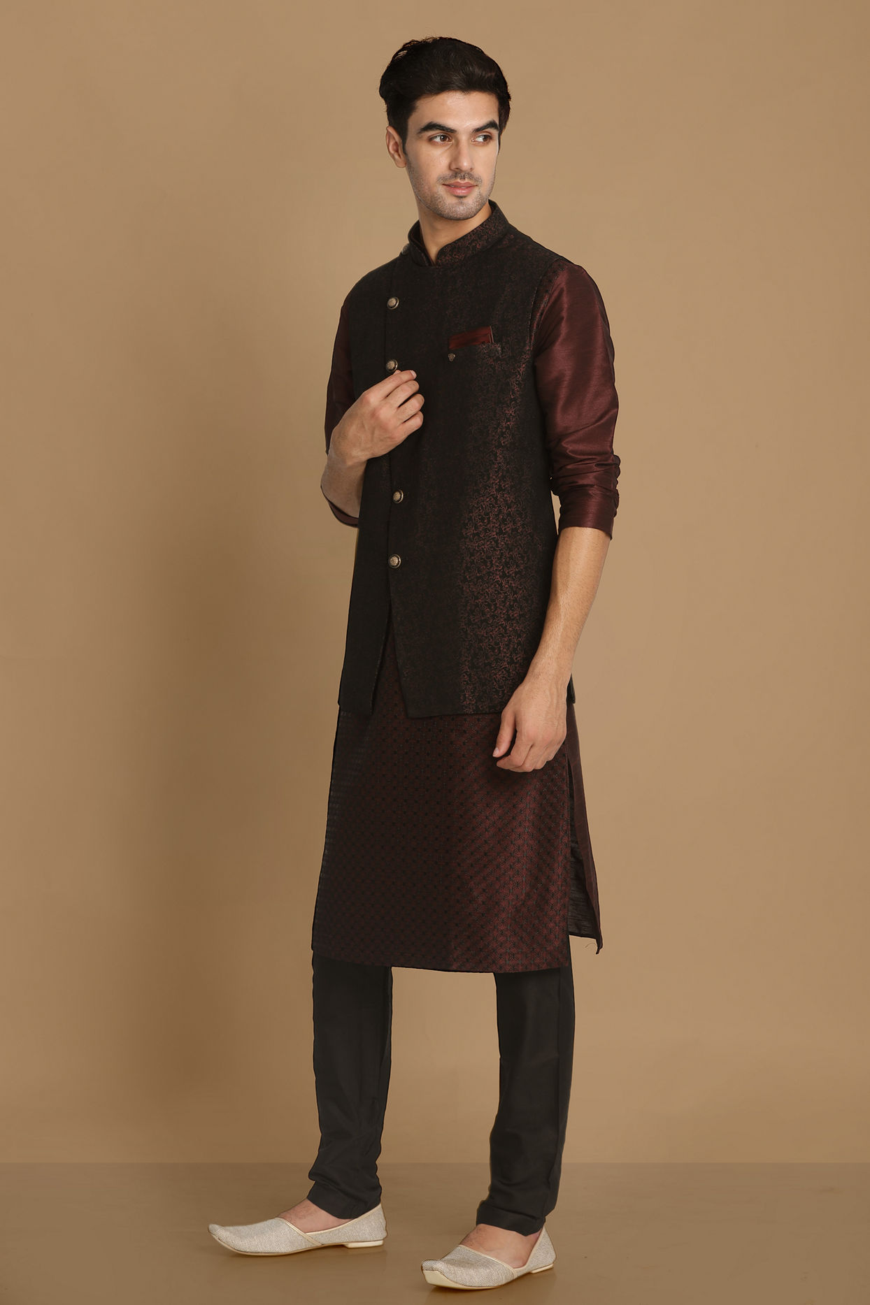 alt message - Manyavar Men Fabulous Wine Waist Coat image number 1