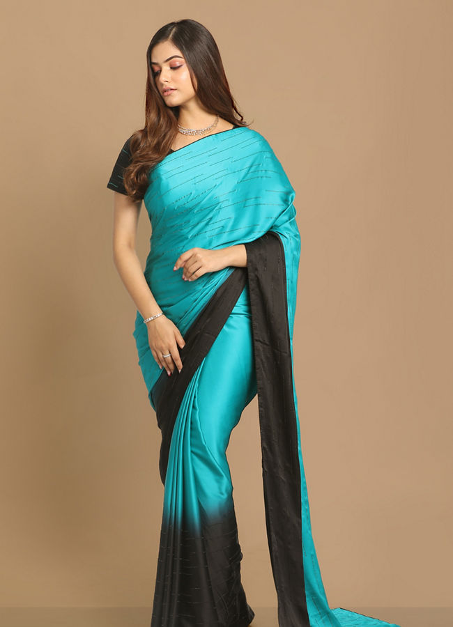 alt message - Mohey Women Light Blue And Black Combination Saree image number 4