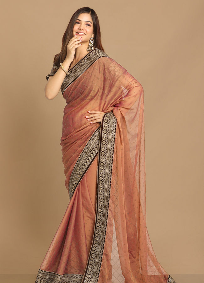 Mohey Women Delicate Peach Colour Saree image number 4