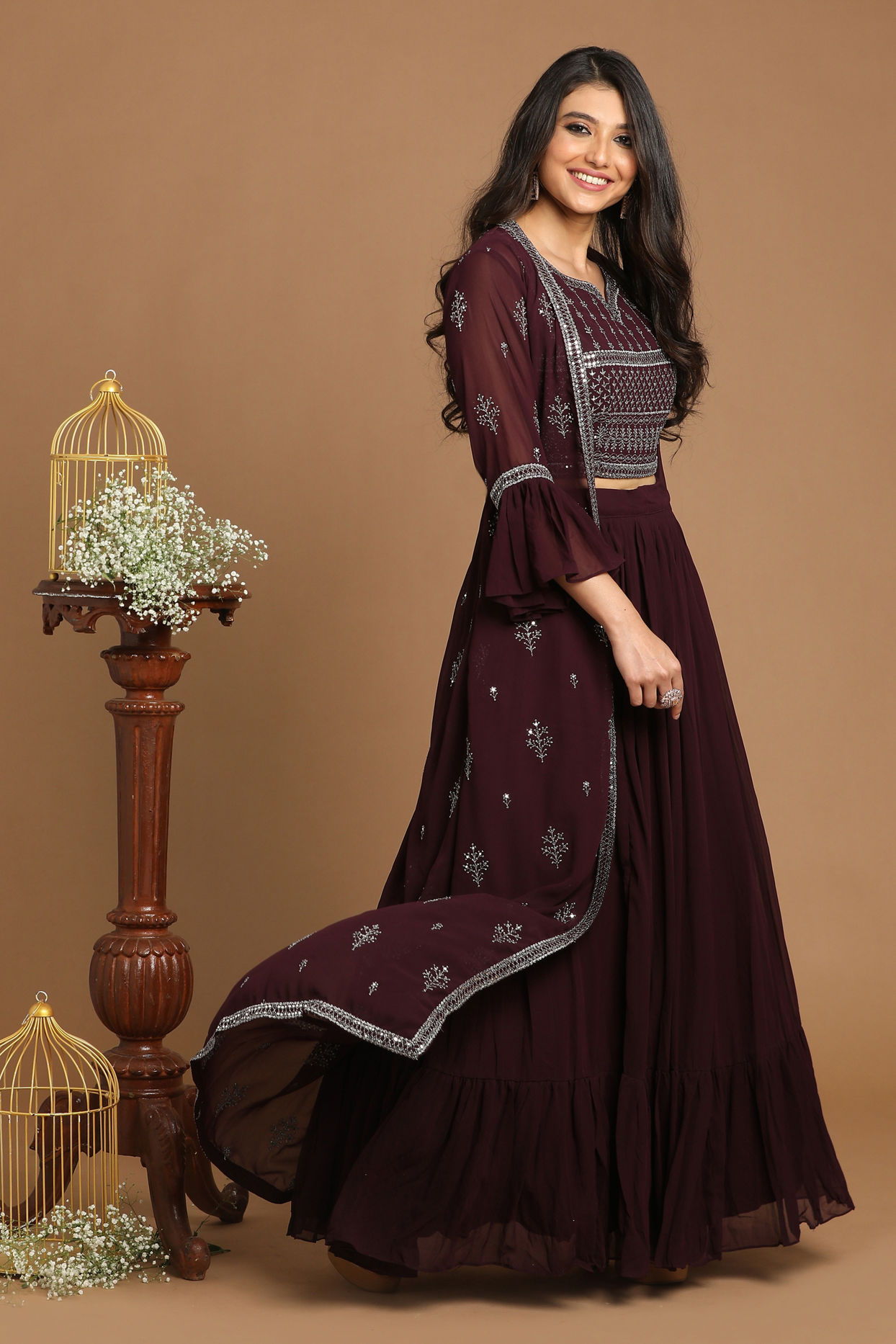 Mohey Women Graceful Wine Stitched Suit