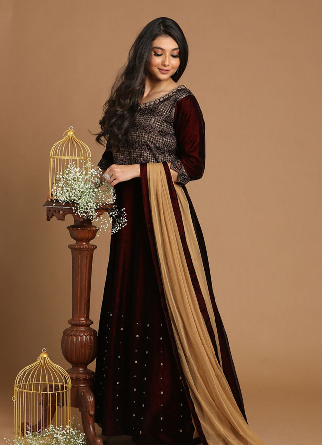 Mohey Women Velvet Maroon Gown