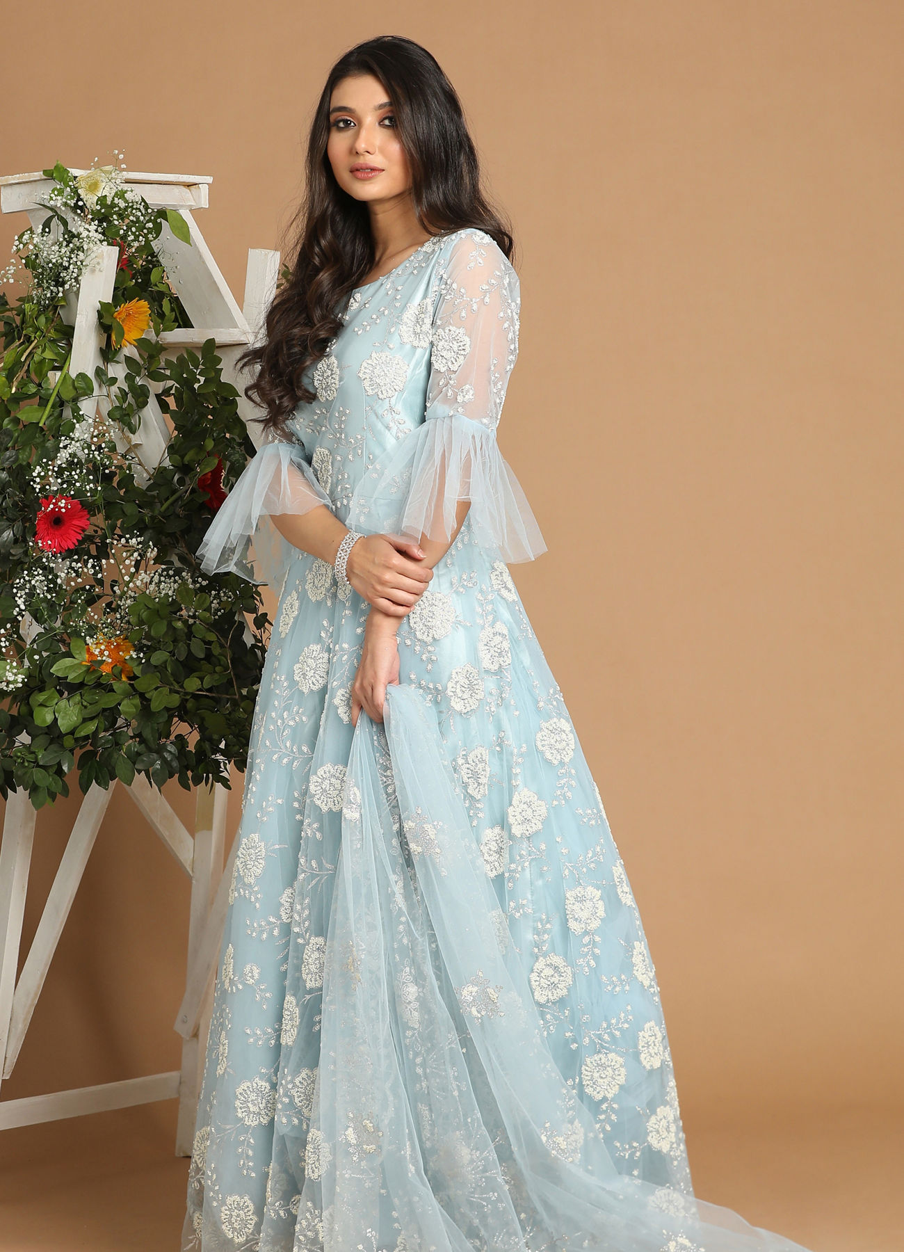 Mohey Women Light Blue Net Gown