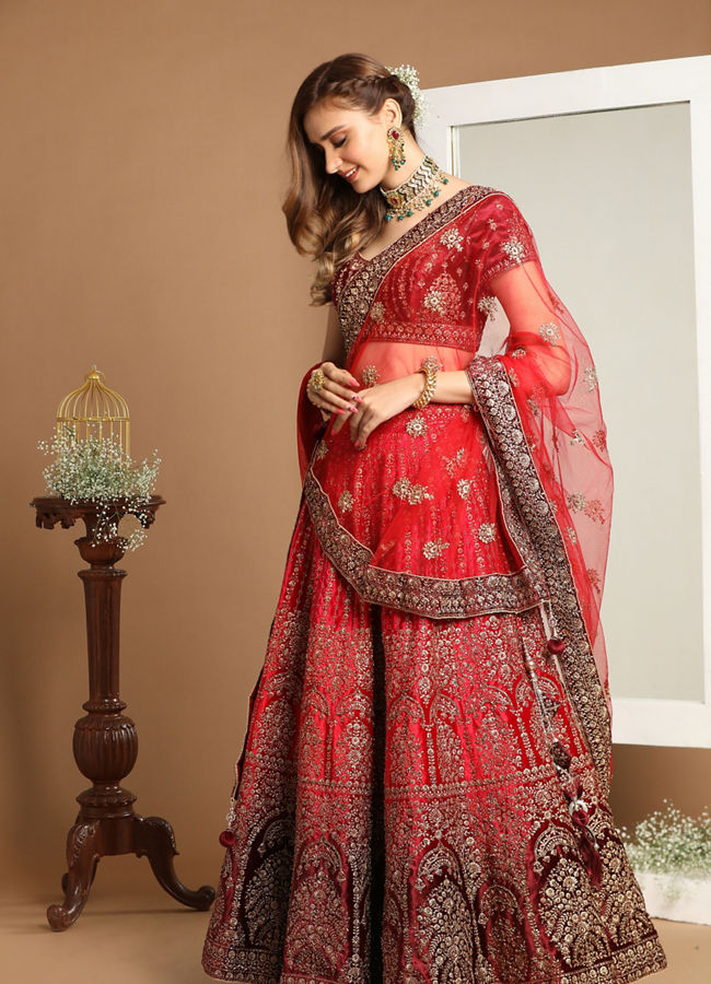 Manyavar mohey clearance lehengas