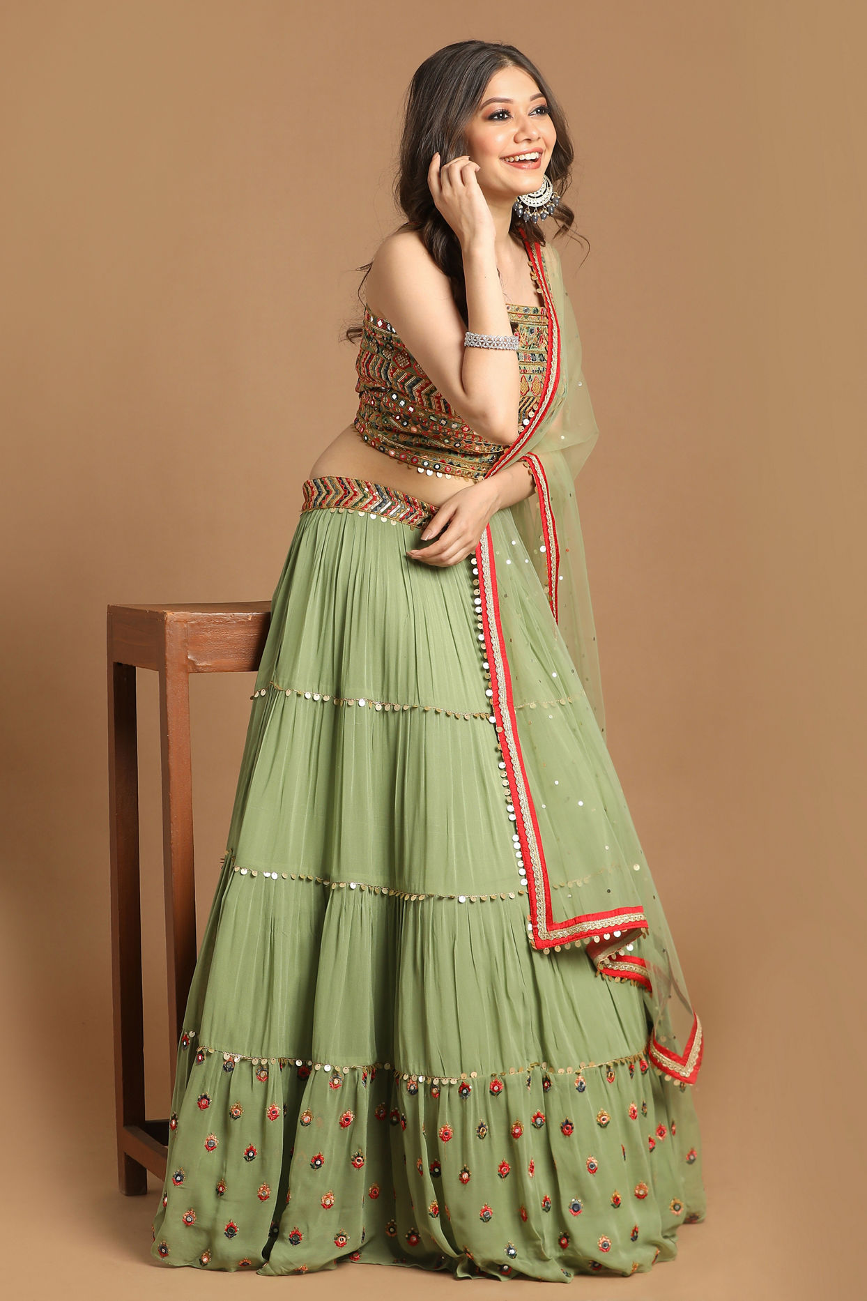 Mohey Women Attractive Pista Stitched Suit