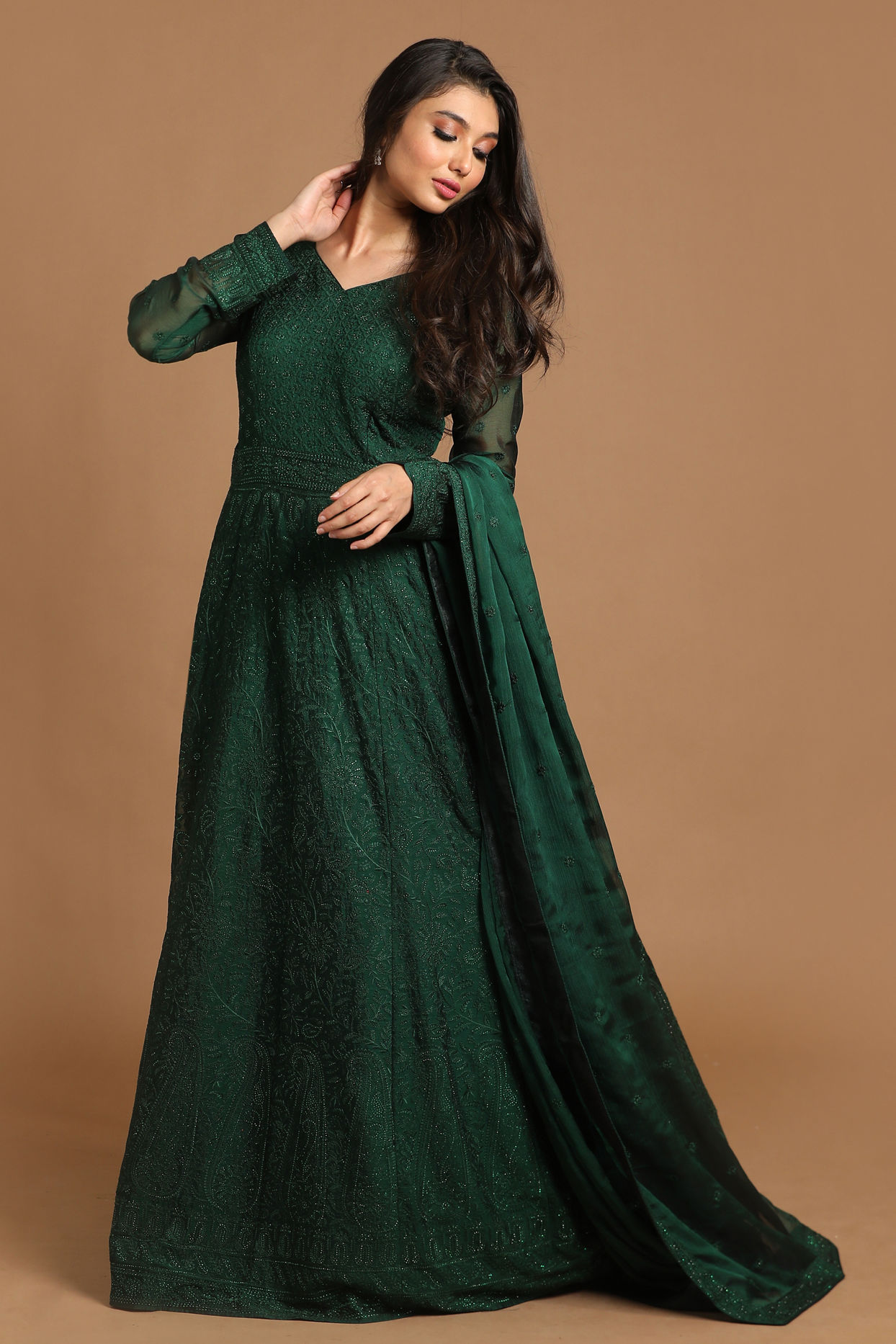 Mohey Women Classy Bottle Green Gown image number 0