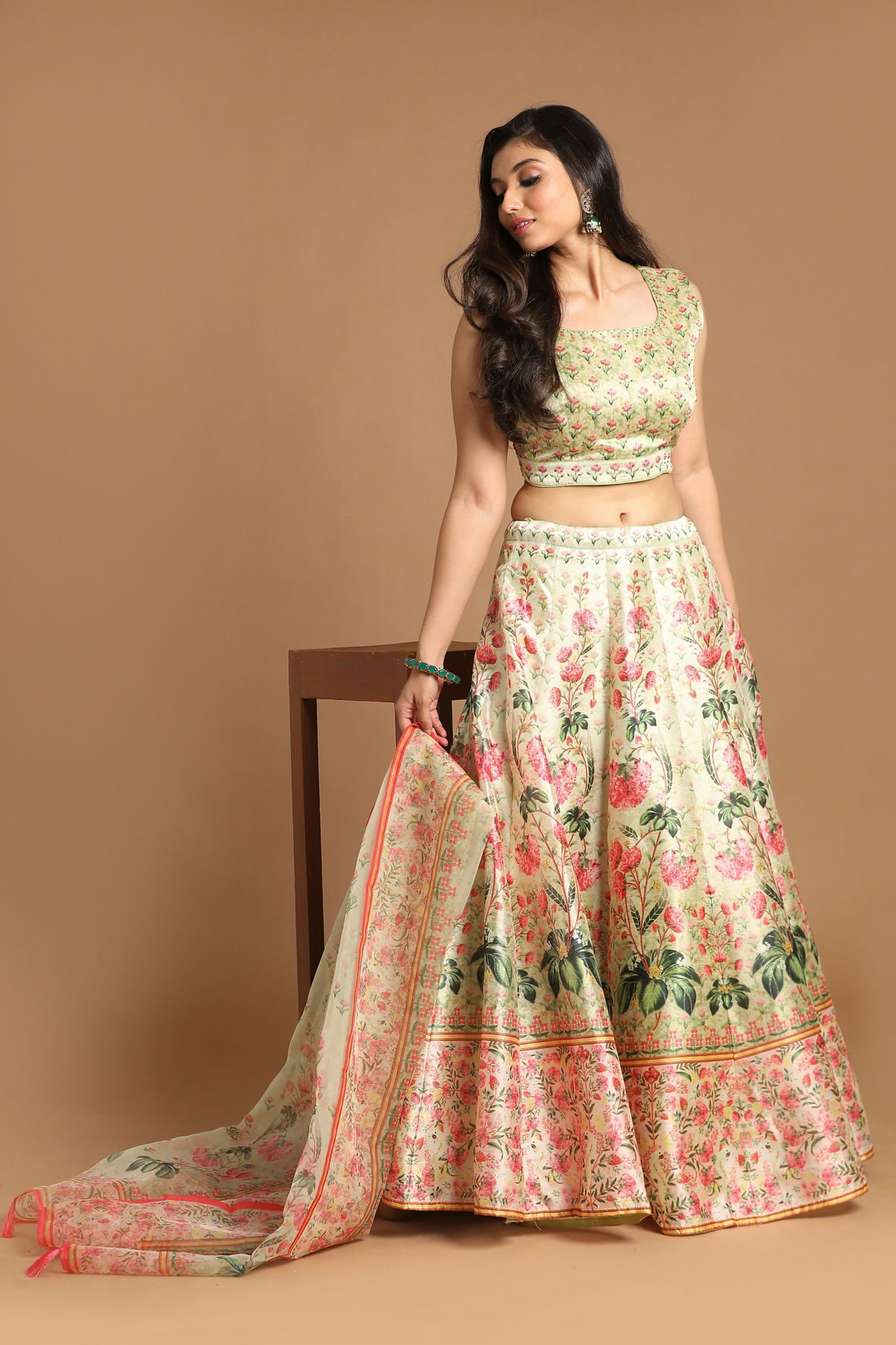 Mohey Women Glimmery Green Floral Print Lehenga