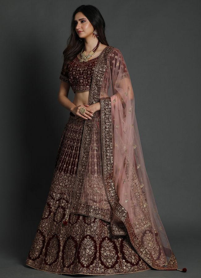 alt message - Mohey Women Royal Maroon Lehenga image number 1