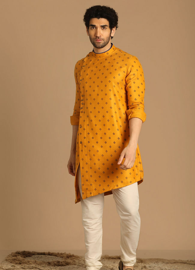 alt message - Manyavar Men Boota Work Light Orange Kurta image number 1