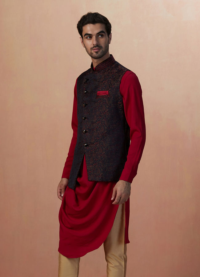 Men's Traditional Outfit Ideas to Dress for Ganesh Chaturthi