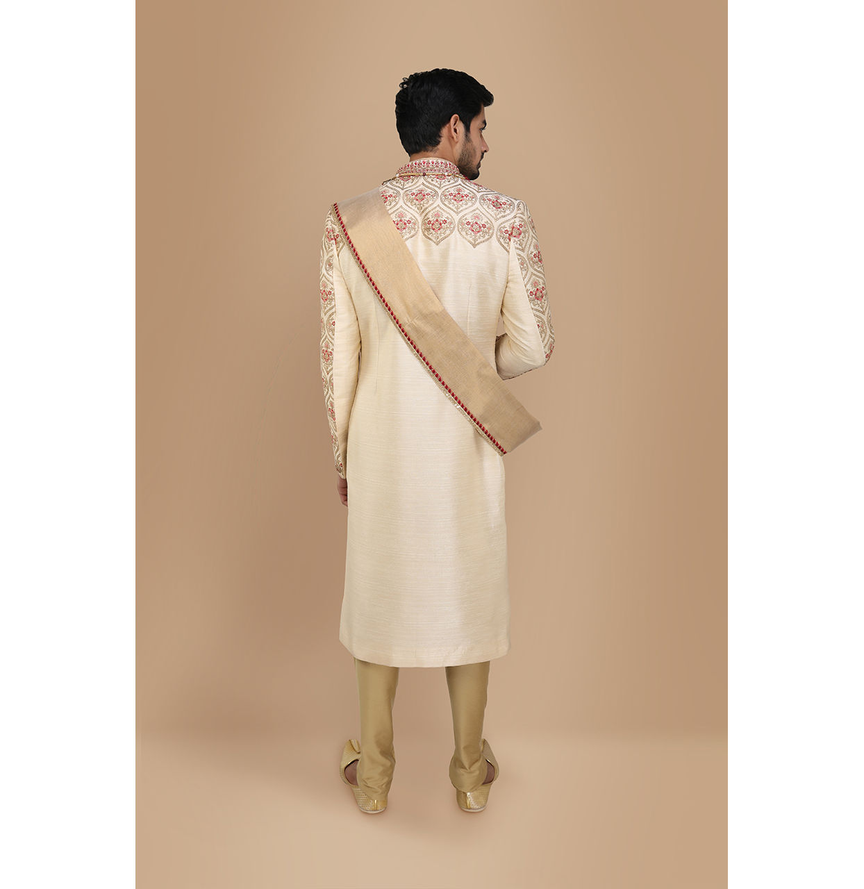 alt message - Manyavar Men Glamorous Biscuit Color Sherwani image number 2