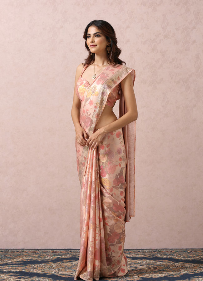 Mohey Women Pink Floral Printed Saree