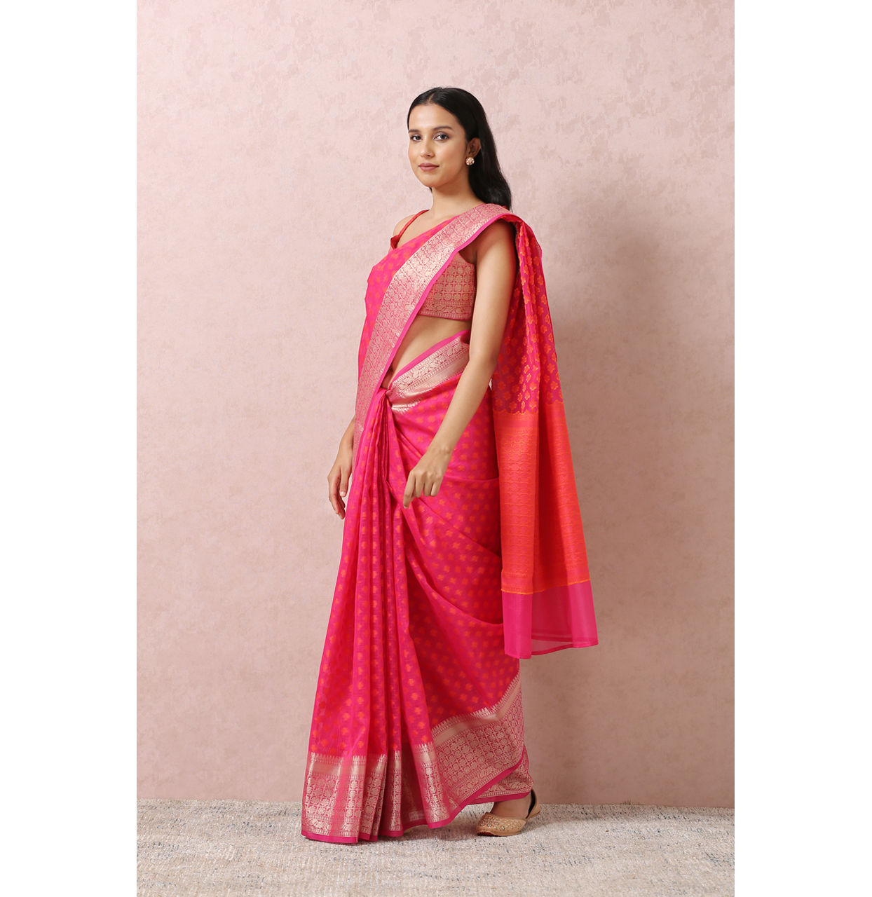 Mohey Women Rani Pink Chanderi Saree