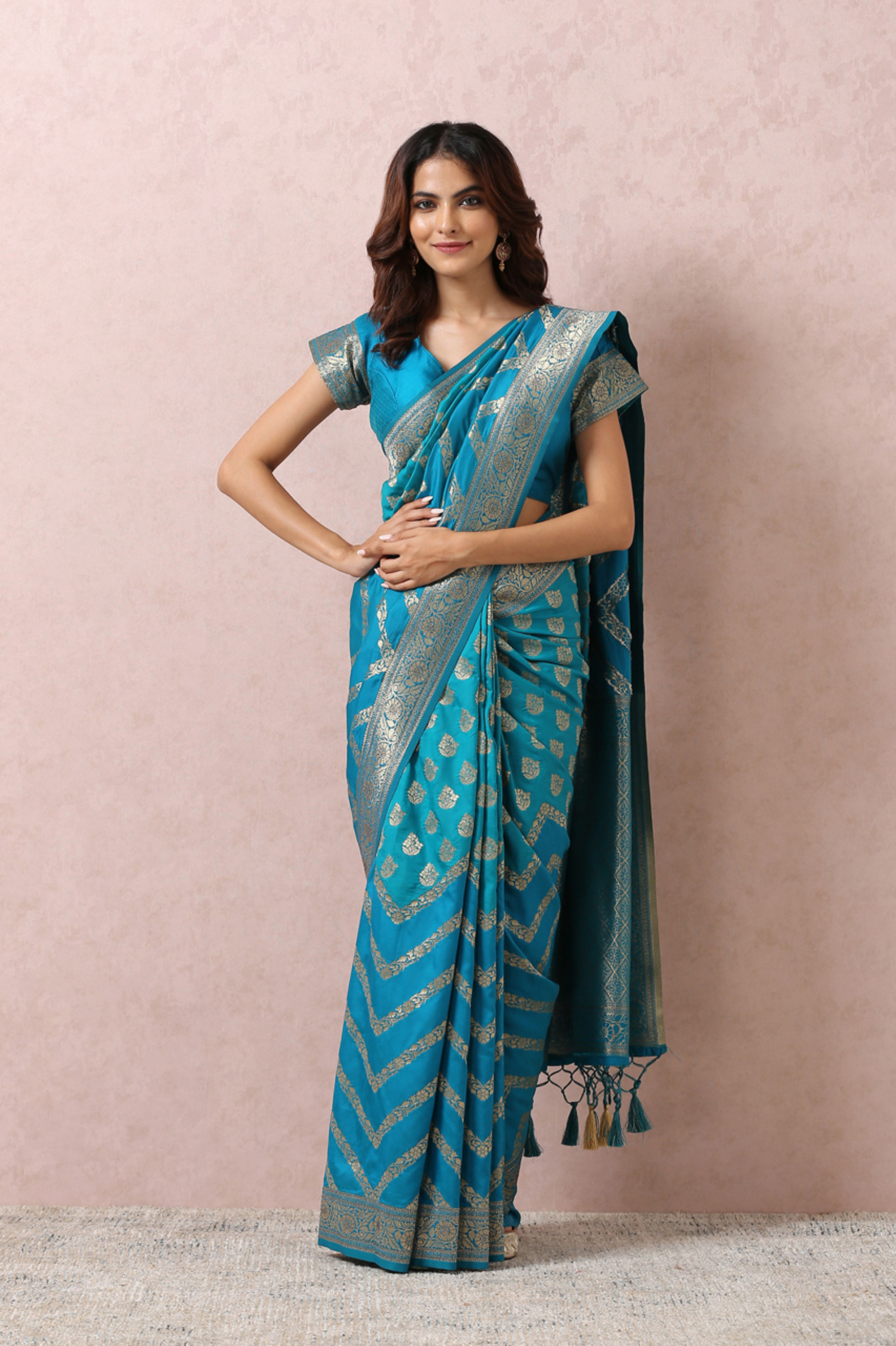 Mohey Women Teal Blue Golden Motif Saree