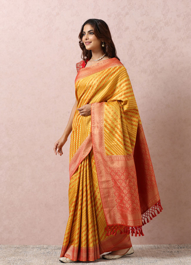 Mohey Women Yellow Art Silk Saree With Contrasting Border