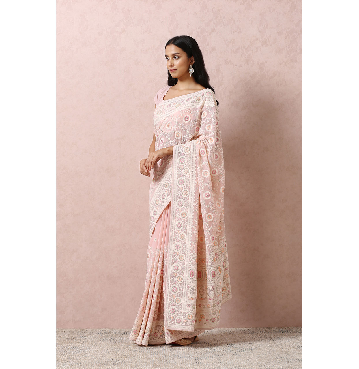 Mohey Women Peach Embroidered Saree