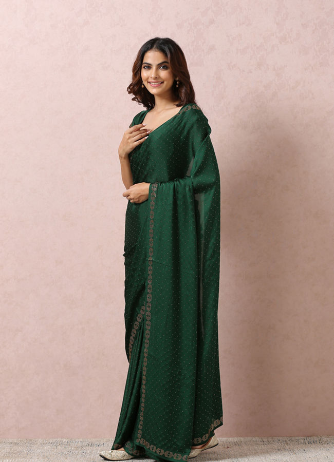 alt message - Mohey Women Bottle Green Satin Saree With Stone Embellishment image number 3