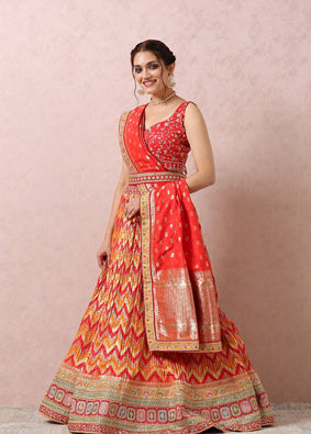 alt message - Mohey Women Mustard Yellow Lehenga With Border image number 2