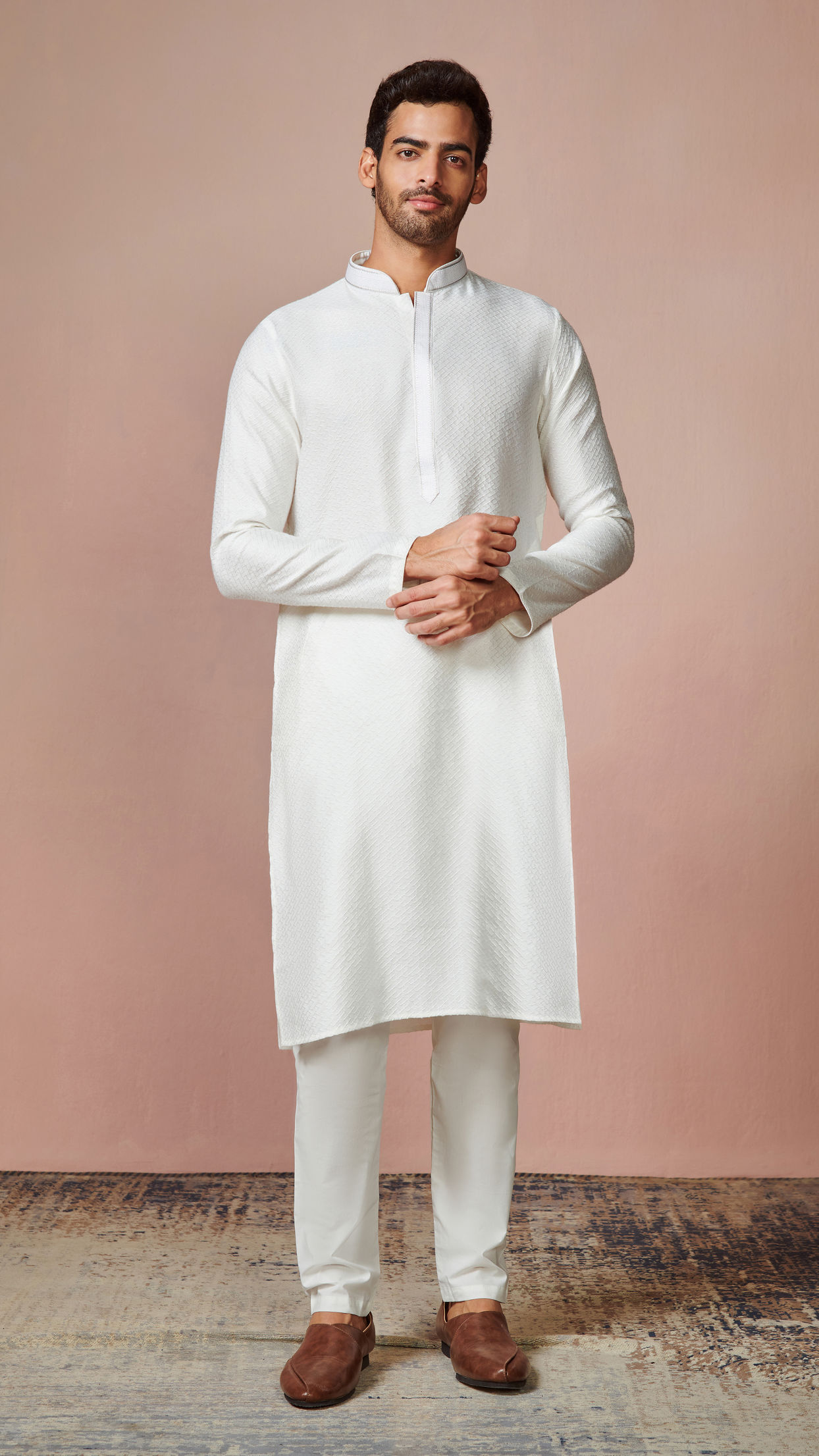 alt message - Manyavar Men Light Cream Jacquard Kurta image number 1