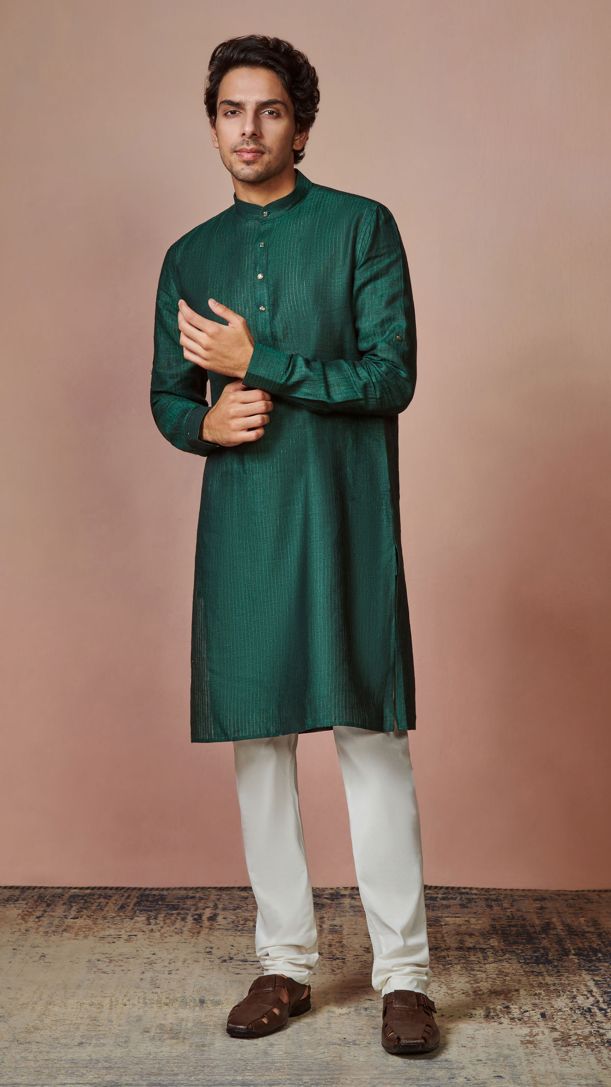 alt message - Manyavar Men Bottle Green Self Striped Kurta image number 0