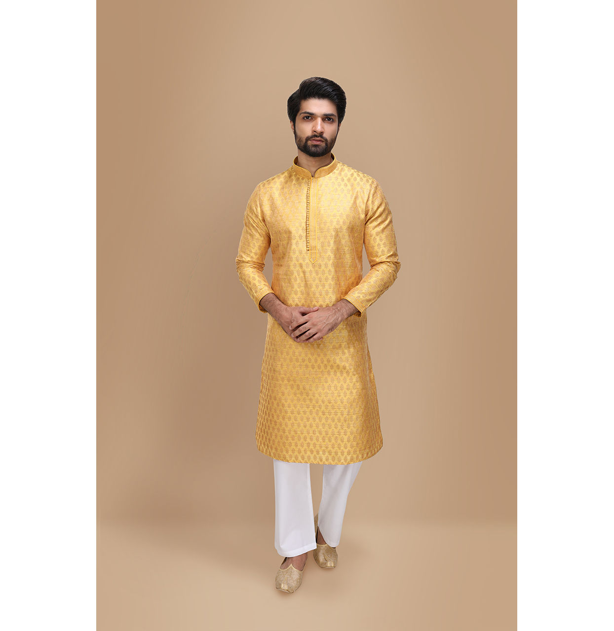 Manyavar Men Yellow Jacquard Kurta Set image number 1