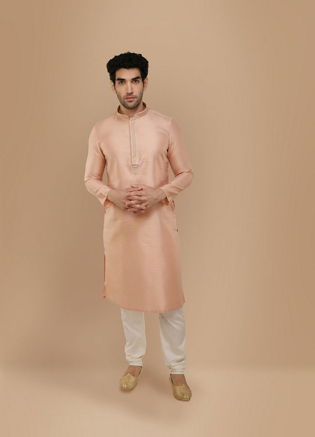 Manyavar Men Faded Pink Self Design Kurta Pajama