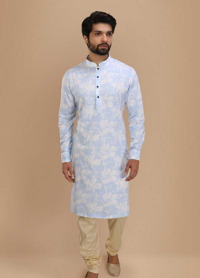 alt message - Manyavar Men Blue Floral Printed Kurta image number 1